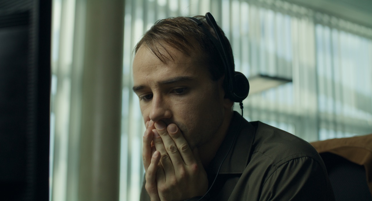 Adorer_Still_2_(c)_Caroline Liebhart